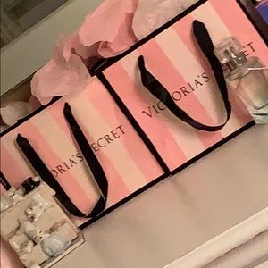 Meet your Posher, Heba